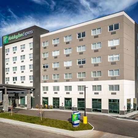 Holiday Inn Express & Suites - Brandon By Ihg エクステリア 写真