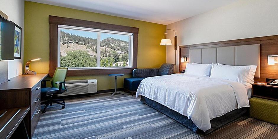 Holiday Inn Express & Suites - Brandon By Ihg エクステリア 写真
