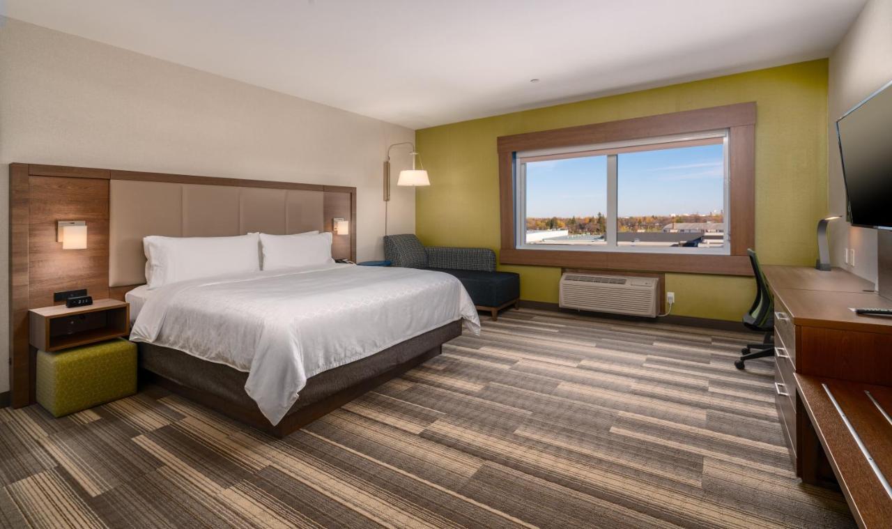 Holiday Inn Express & Suites - Brandon By Ihg エクステリア 写真
