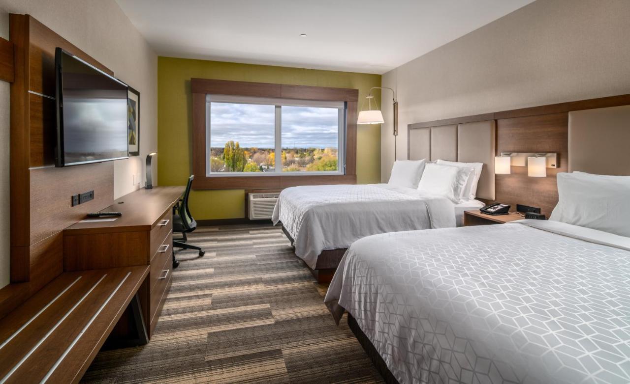 Holiday Inn Express & Suites - Brandon By Ihg エクステリア 写真
