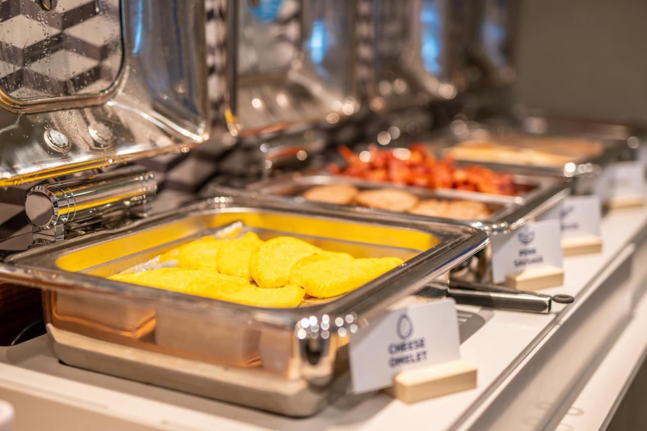 Holiday Inn Express & Suites - Brandon By Ihg エクステリア 写真